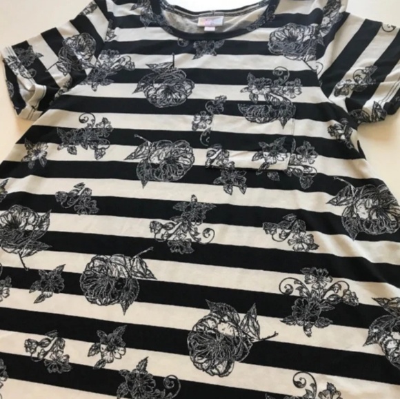 LuLaRoe Dresses & Skirts - LuLaroe xs Carly NWT UNICORN black & white